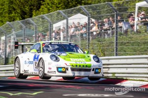 endurance-24-hours-of-the-nurburgring-2015-92-team-manthey-porsche-911-gt3-cup-mr-christop.jpg