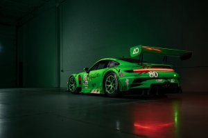 80-AO-Racing-Porsche-911-GT3-R-992-IMSA-2023-Dinosaur-Livery-4.jpg