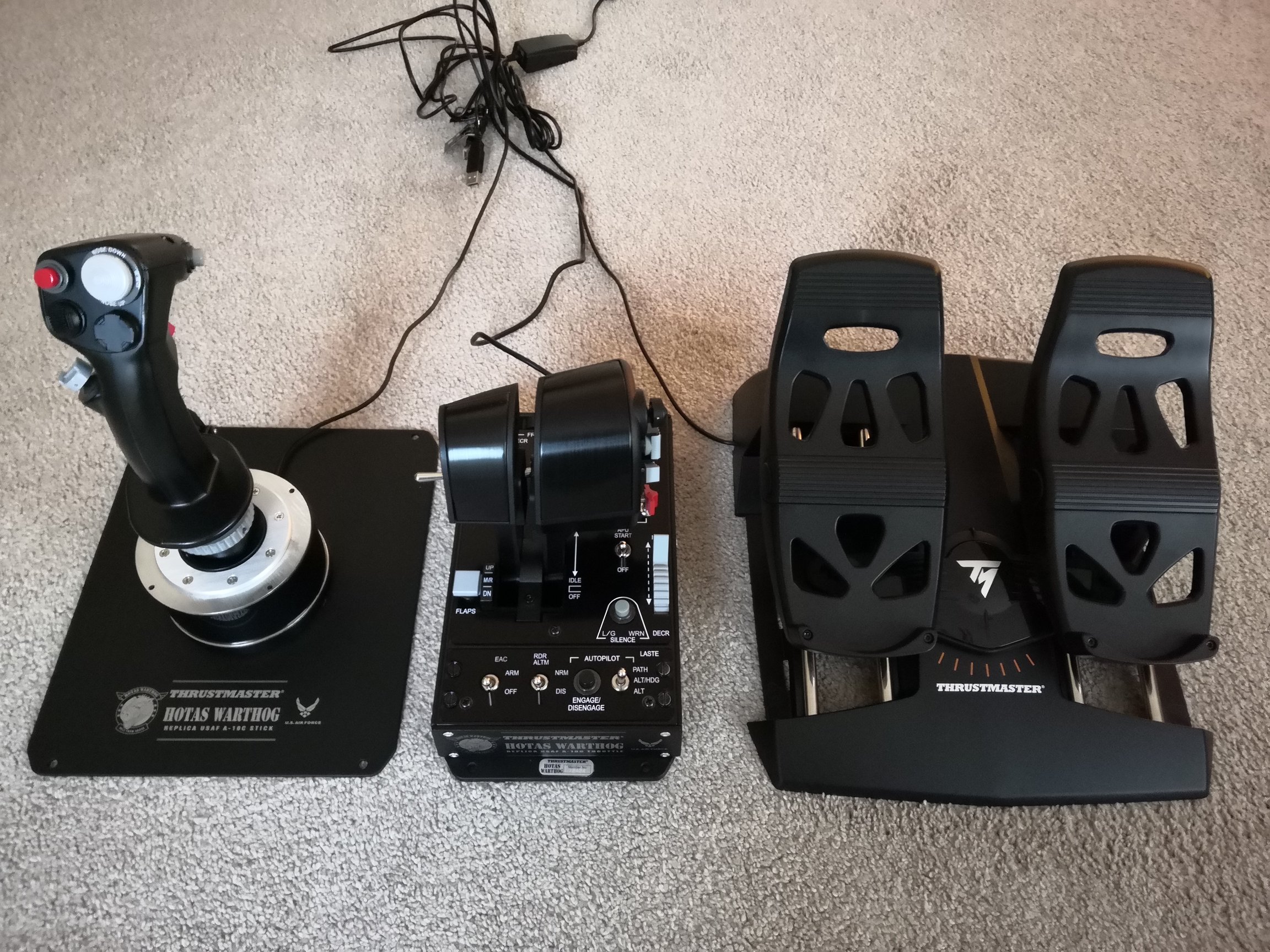 Sell - Thrustmaster Warthog HOTAS and TFRP Rudder Pedals | RaceDepartment