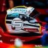 Sebastian Vettel 2017 USA helmet + black gloves