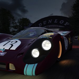 917 Under the Dunlop