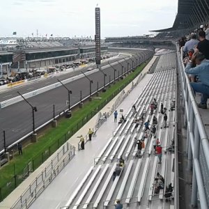 Indy Grand Prix 2021, first Caution then green flag hi speed