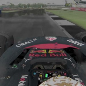 Max Verstappen's First Test on F1 2022 Red Bull RB18 at Silverstone In The Wet!
